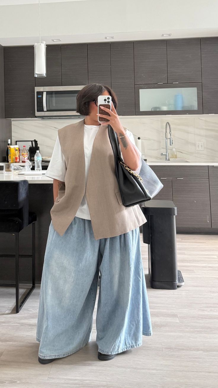tenue bureau travail femme ronde workwear curvy chic